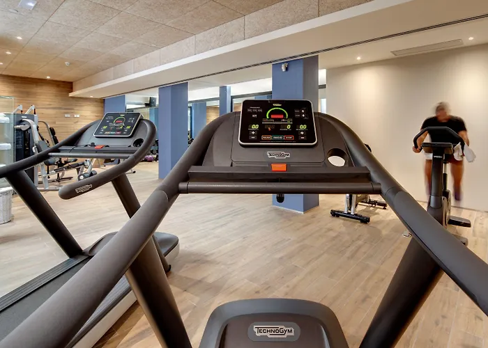 Amare - Adults Only Recommended 4*