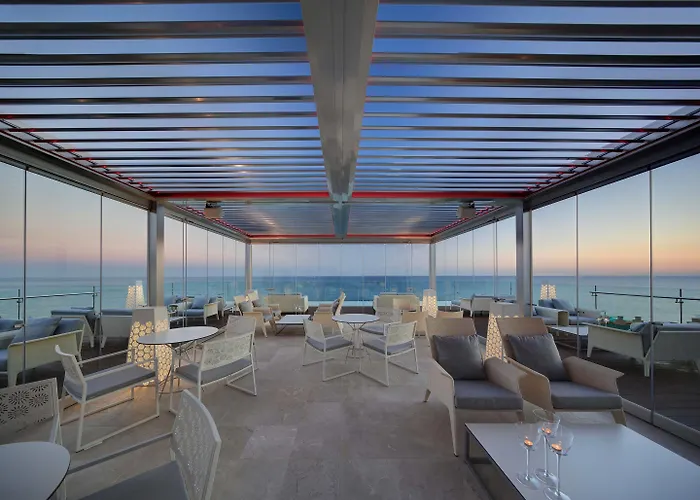 Amare - Adults Only Recommended 4*